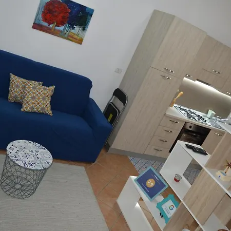 Casa Nicuzza Ferienhaus *